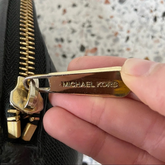 MICHAEL KORS Reese Saffiano Leather Designer Satchel With Metal Logo Charm - Picture 12 of 16